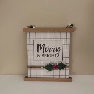 Festive Merry & Bright Holiday Wall Decor